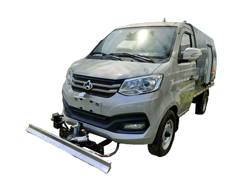 路面養(yǎng)護(hù)車(chē)SE5030TYH6（燃油車(chē)）